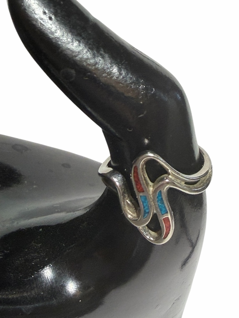 Signed Abstract Swirl Ring Sz 7 Turquoise & Red Stones Silver Metal